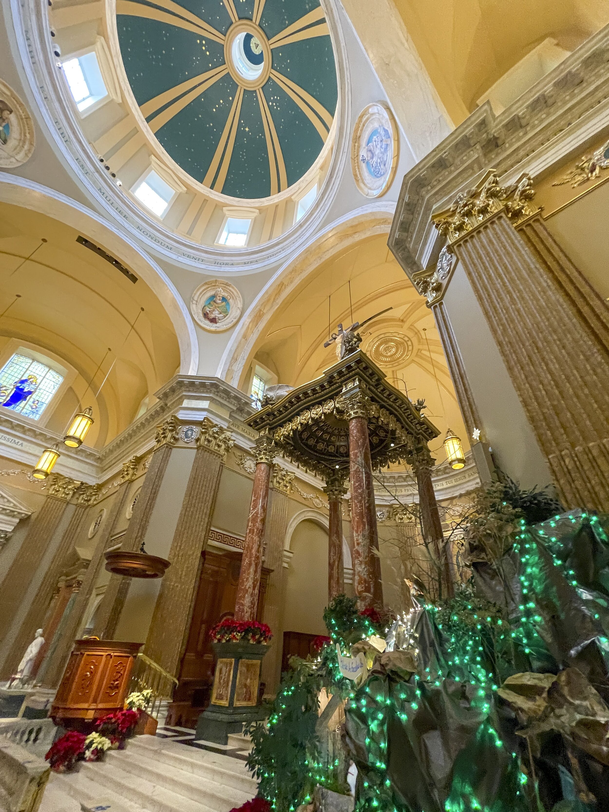 ShrineOfTheVirgin (31 of 46).jpg