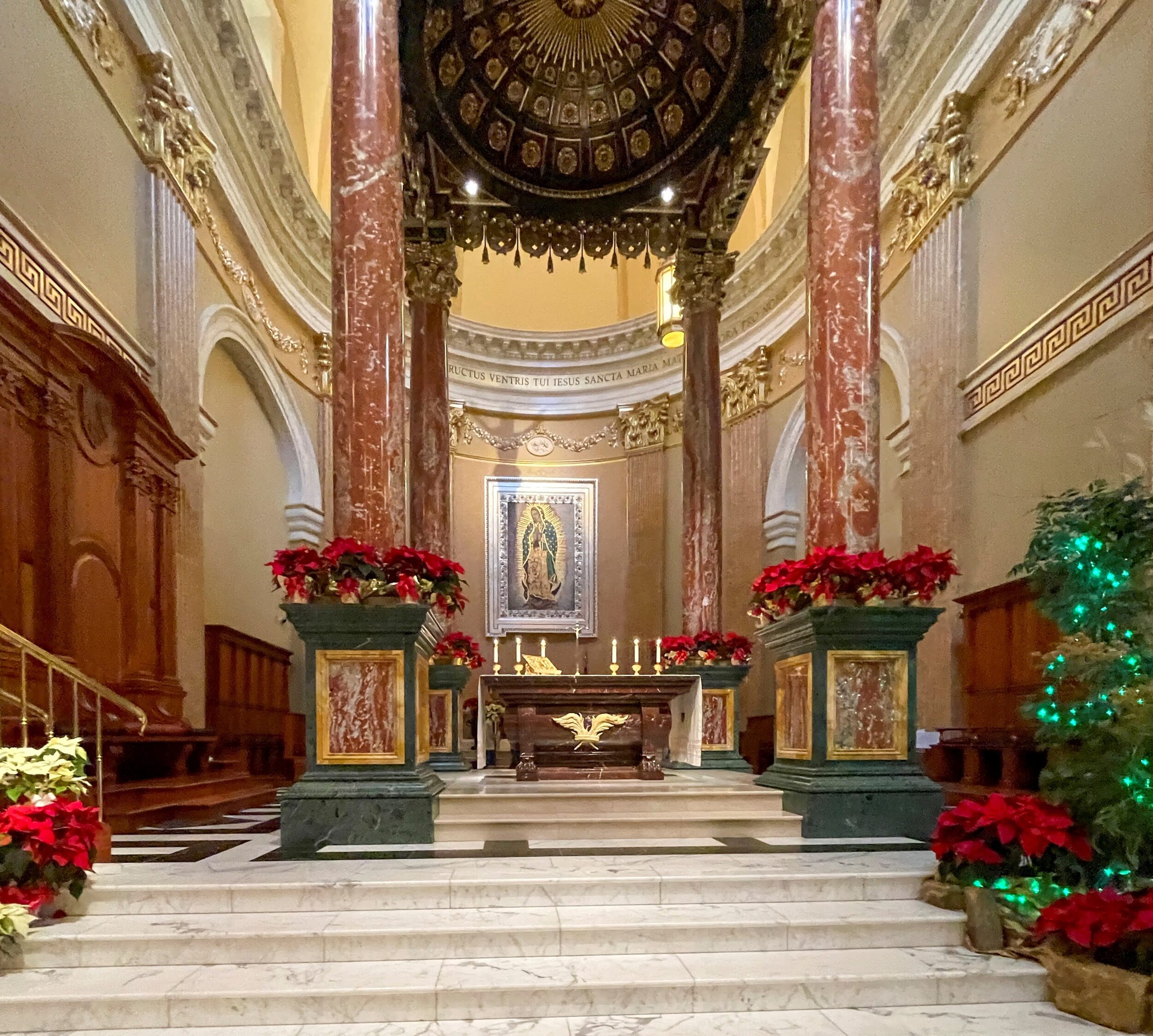 ShrineOfTheVirgin (33 of 46).jpg