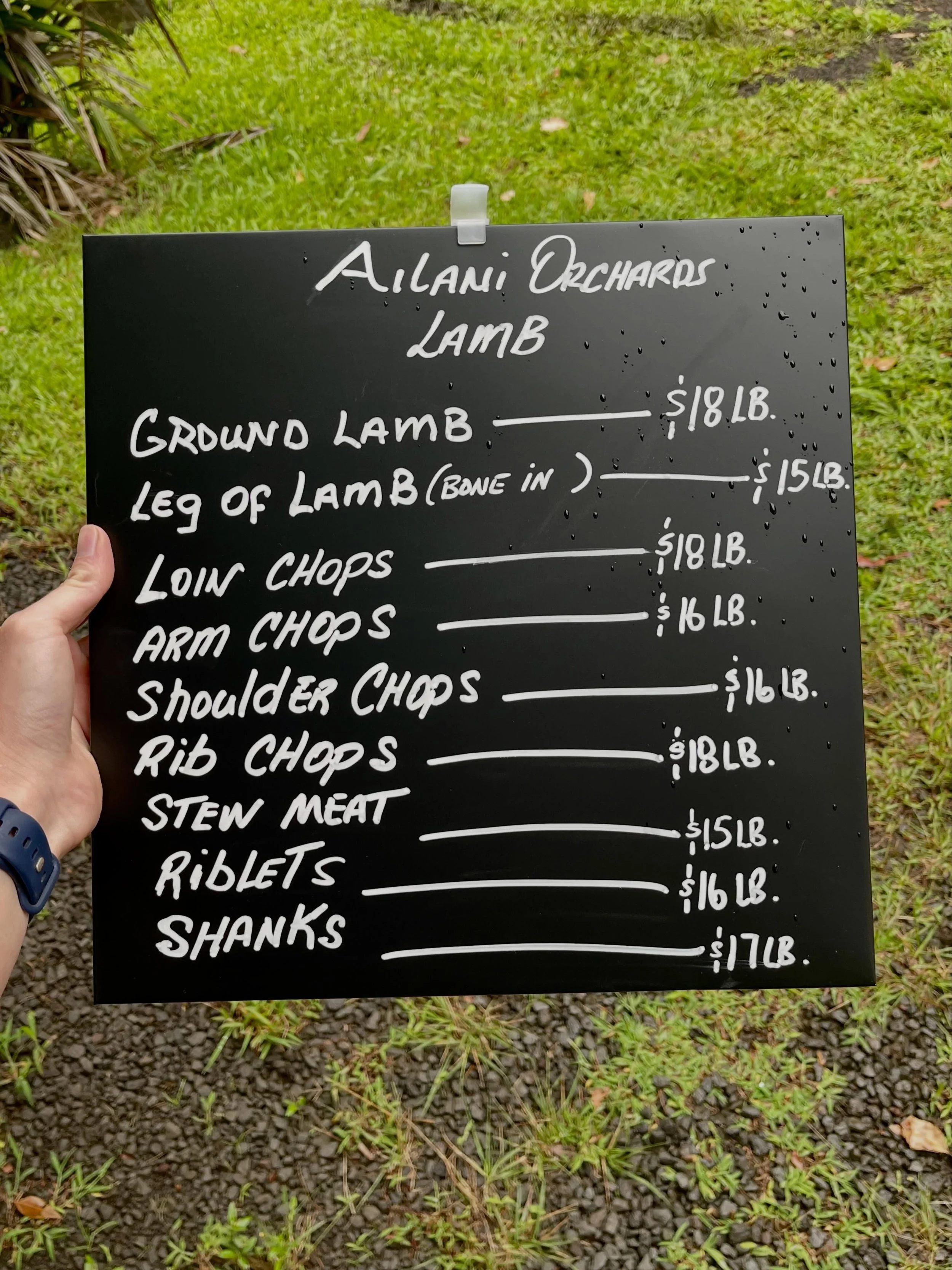 Back in stock&mdash;&lsquo;Ailani Orchards Lamb! 🐑

Get it while it lasts! Stop by the fruit stand for some of the best lamb you&rsquo;ve ever tasted (in our completely unbiased opinion 😉)

#organicfarming #lamb #bigisland #hawaii #smallfarm