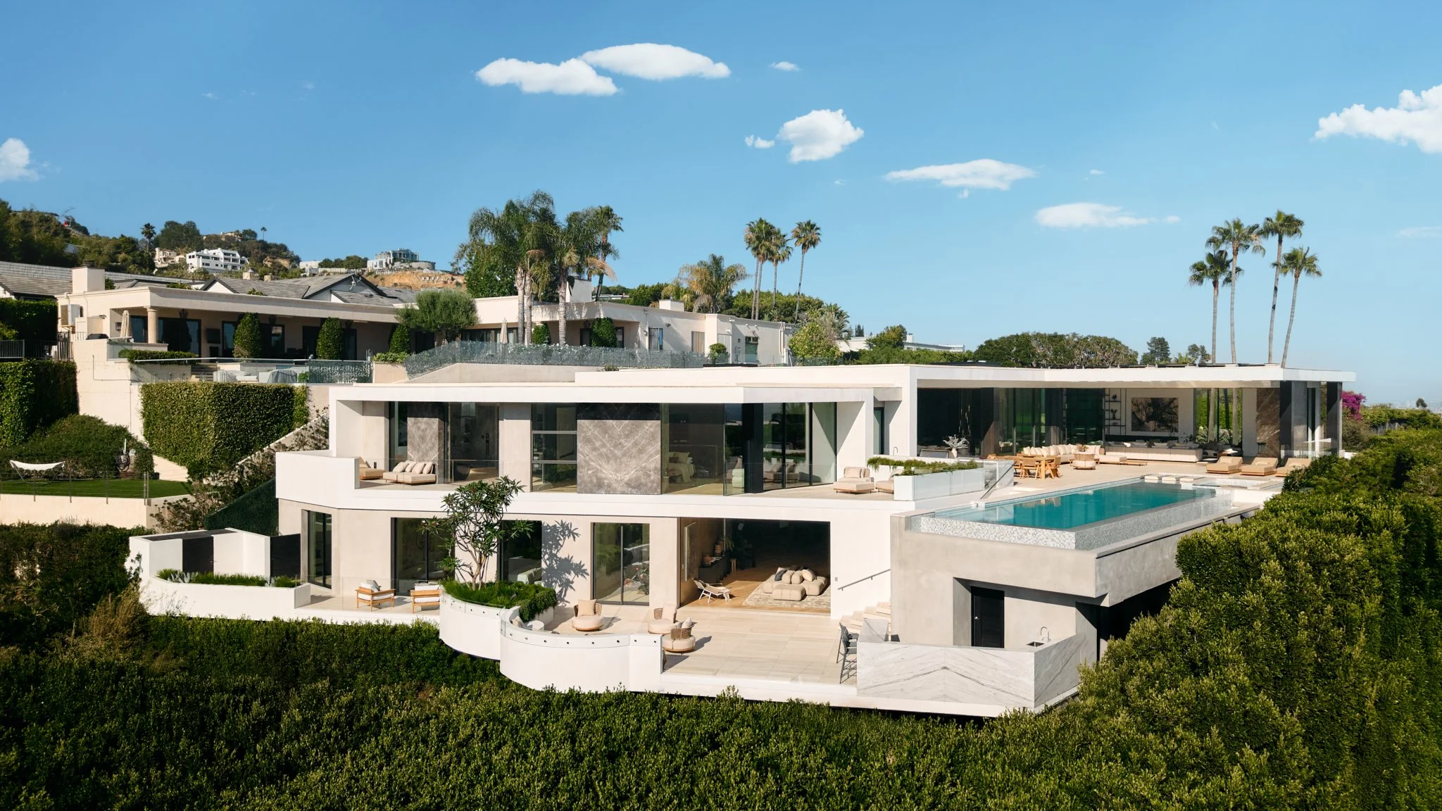 9259 Robin_LowRes_01_.jpg