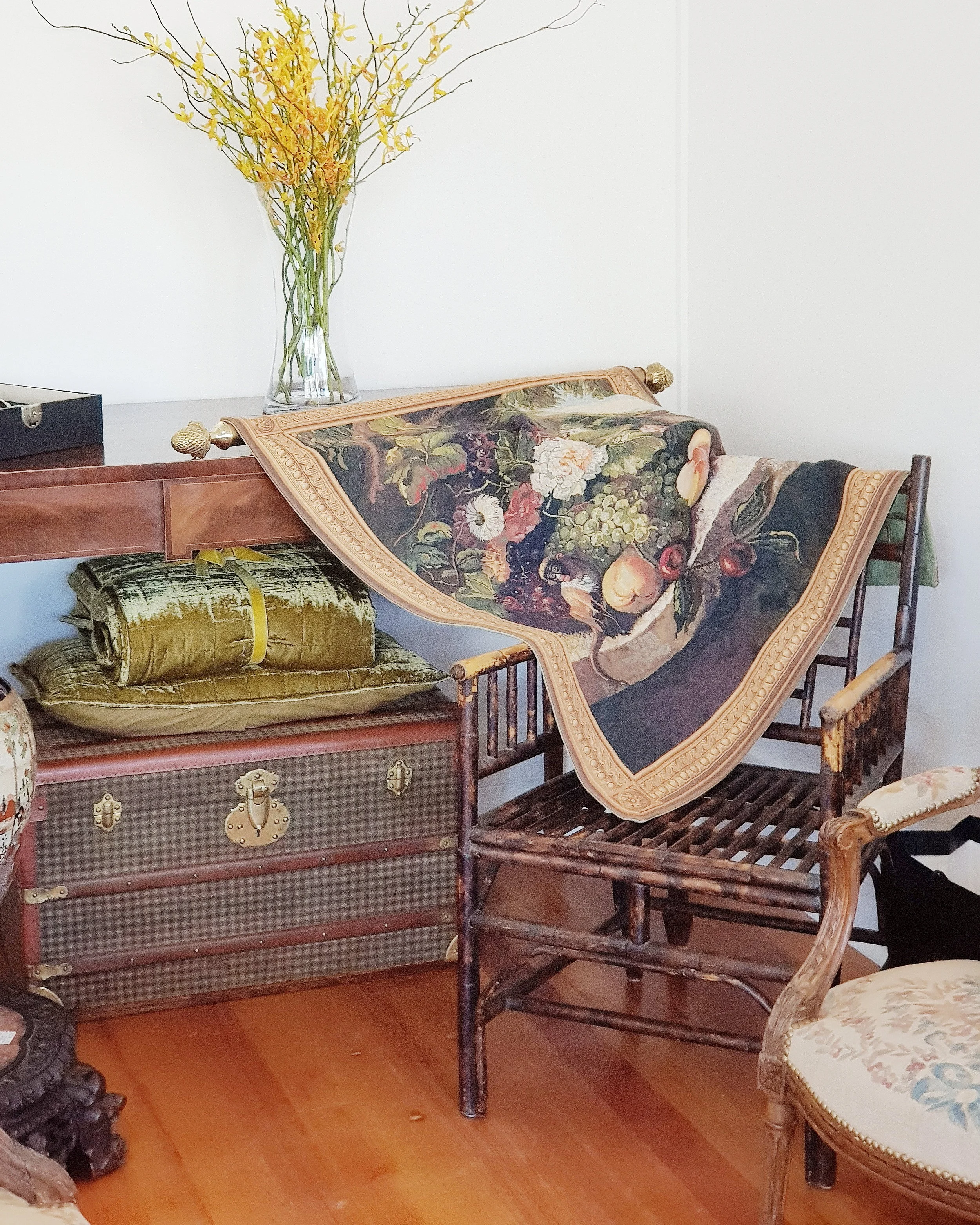The_Find_antiques_French_travelling_Trunk_Styled.jpg