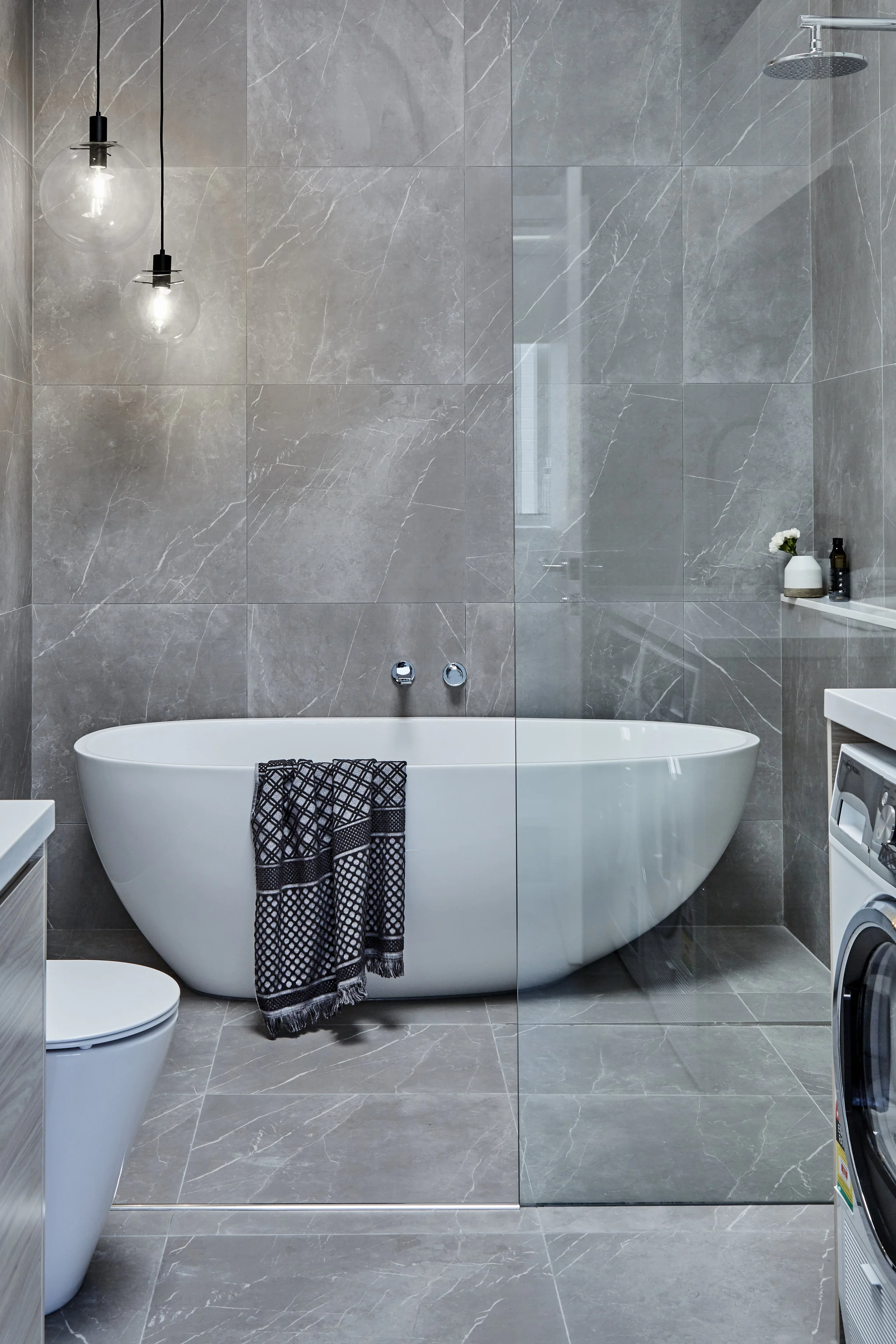 HOME by belle Bathroom:Laundry Beconsfield photo 2.jpg