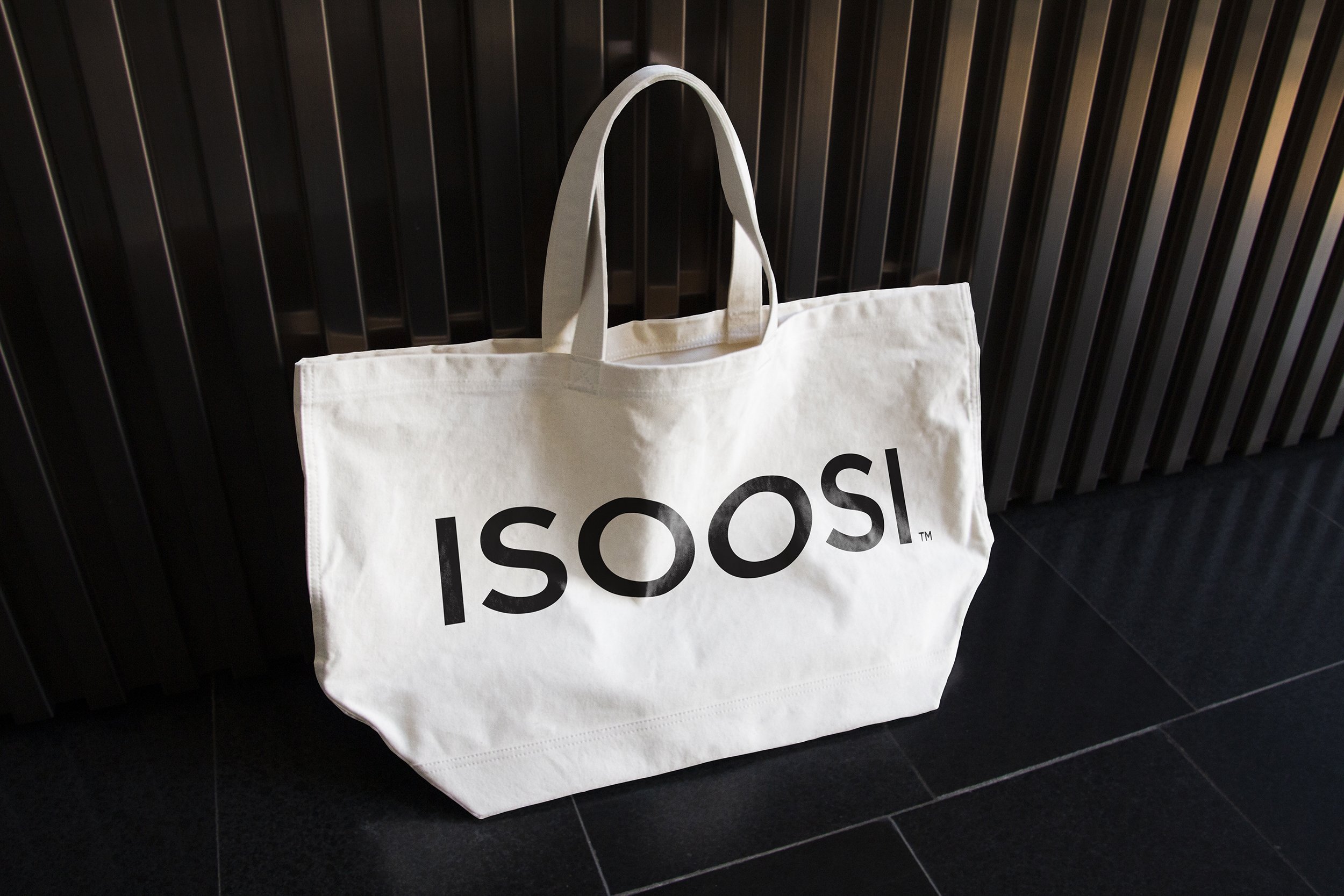 ISOOSI_ToteBag_V1.jpg