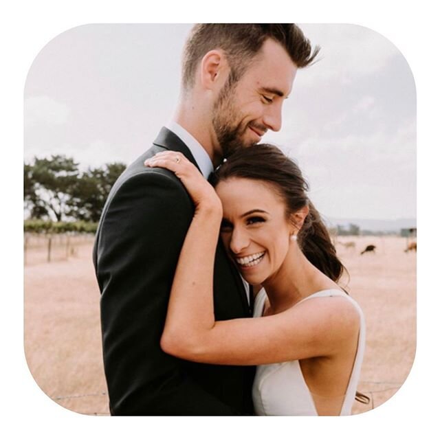 FEELS &bull; them &ldquo;just married&rdquo; feels... Mels smile says it all... Take me back to warm, sunny Saturday&rsquo;s full of love! 📷 @journeybylight_photography