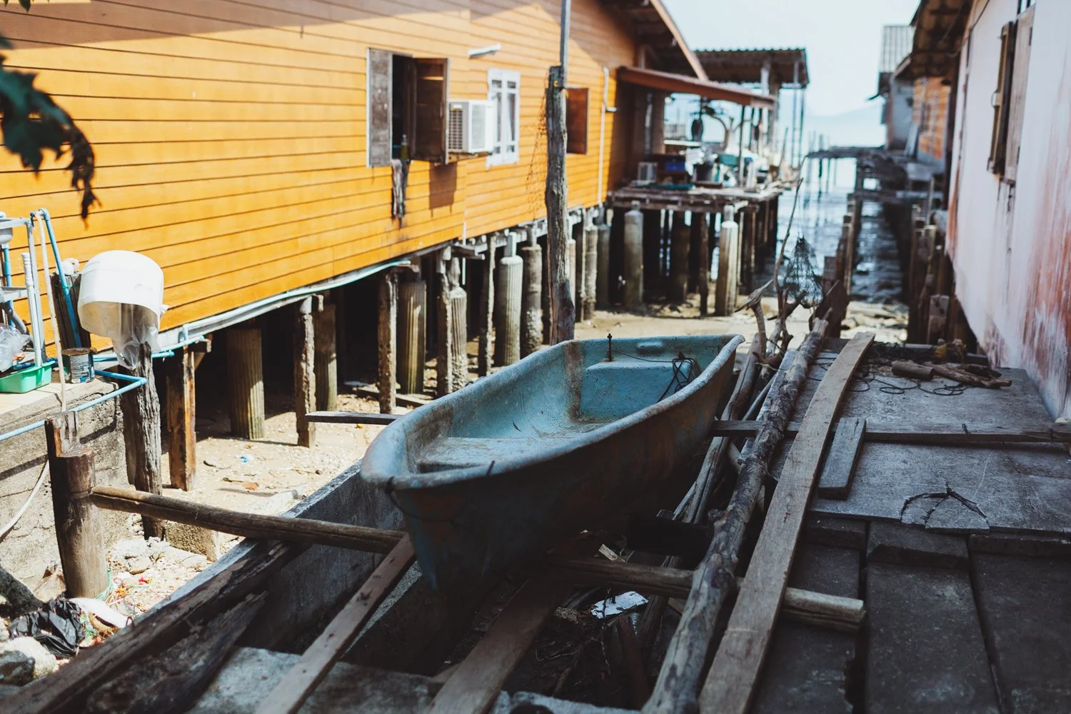 A9 Modern Classic | Warm Minimalist Analog Preset for Lightroom & Mobile