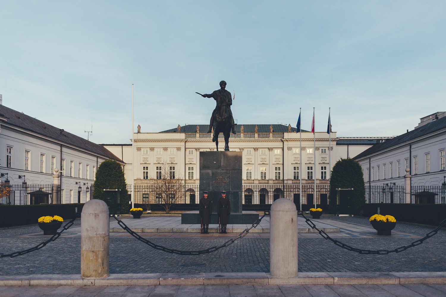 F-Series Modern Classic | The Analog Film Presets for Lightroom & Mobile