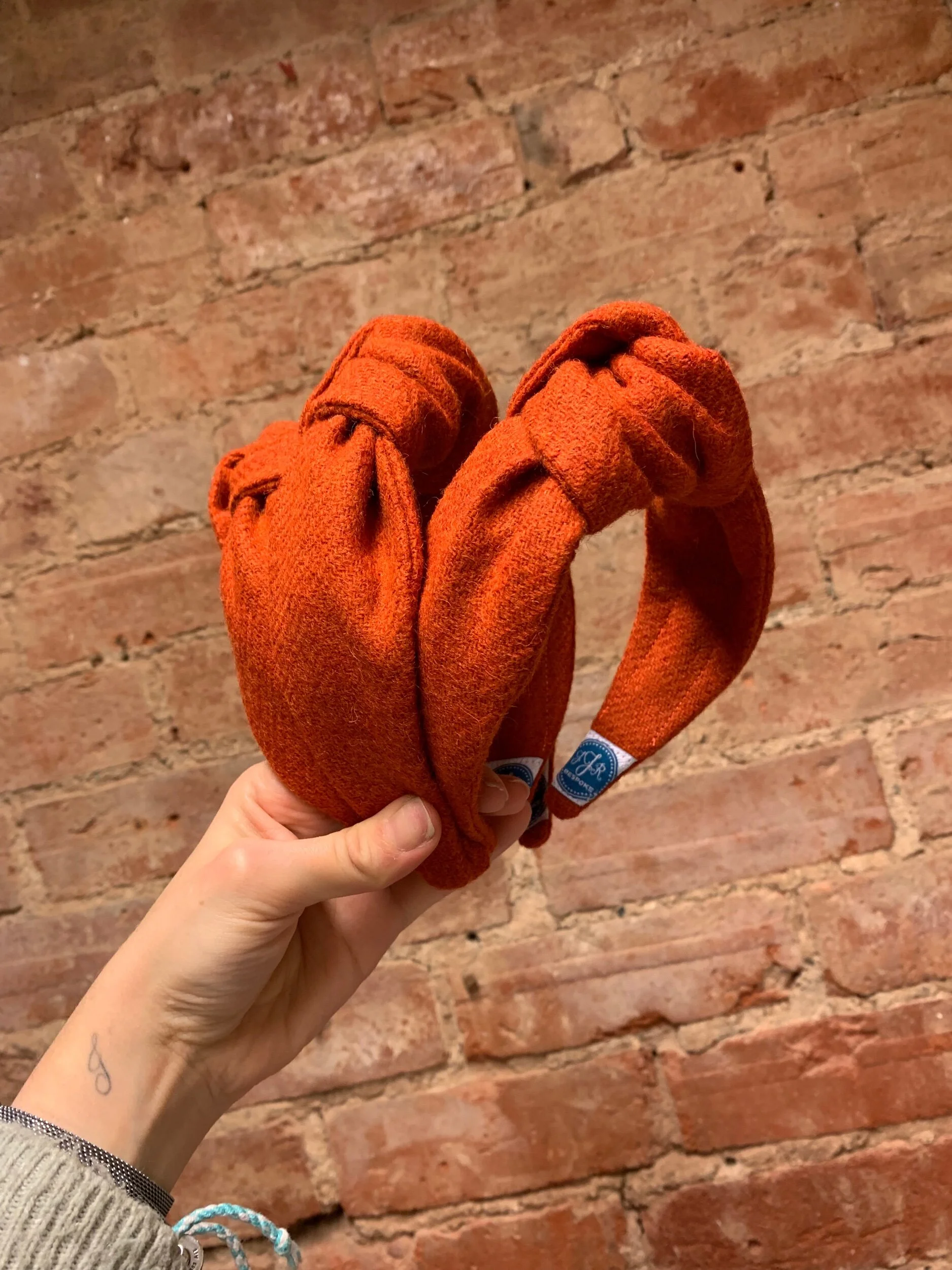 75AC1B12-AE70-4E08-8ED5-816D8A6C7D56