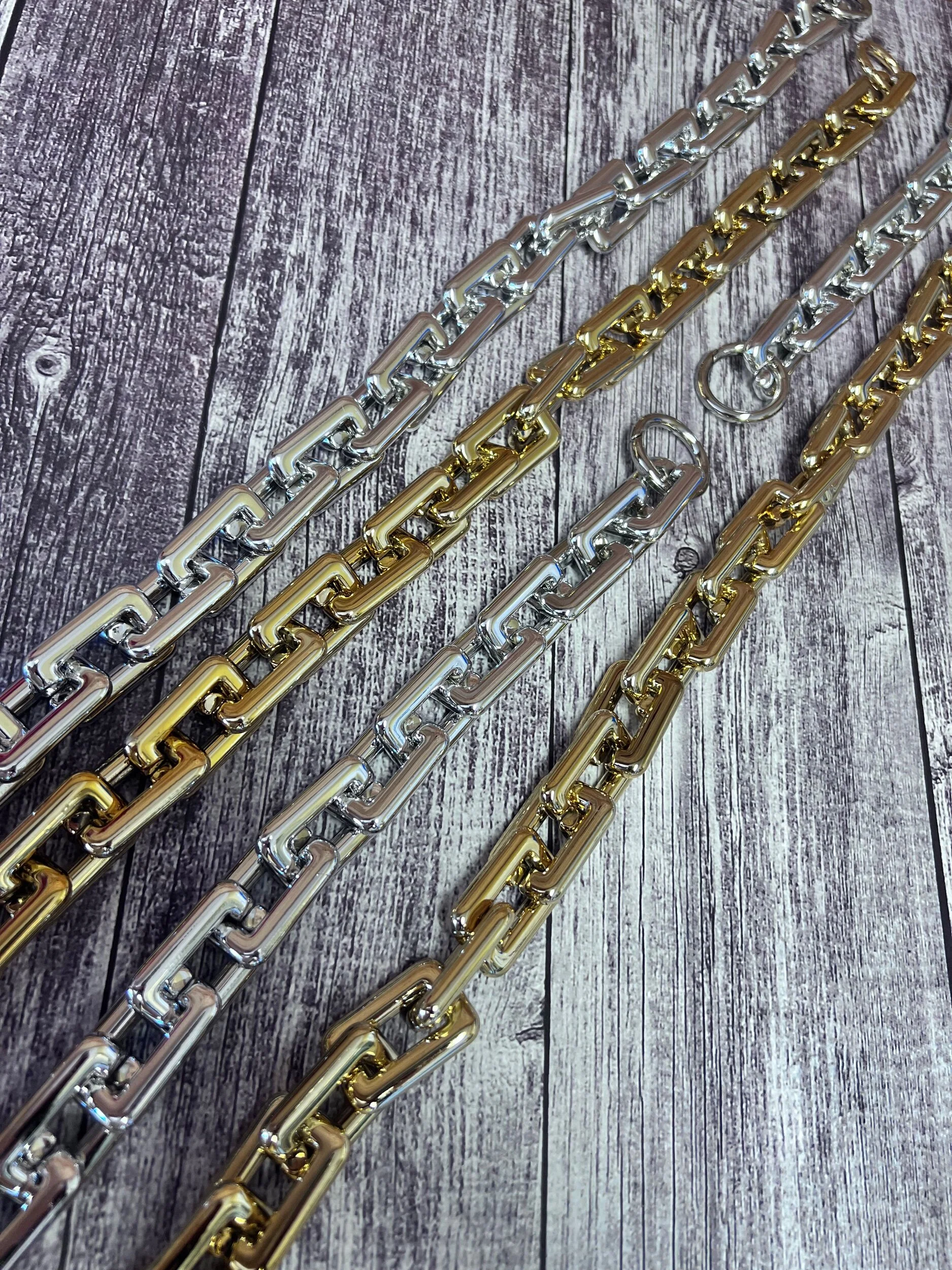 61B12C58-2D7F-4A39-8639-C4D2AFF2174F