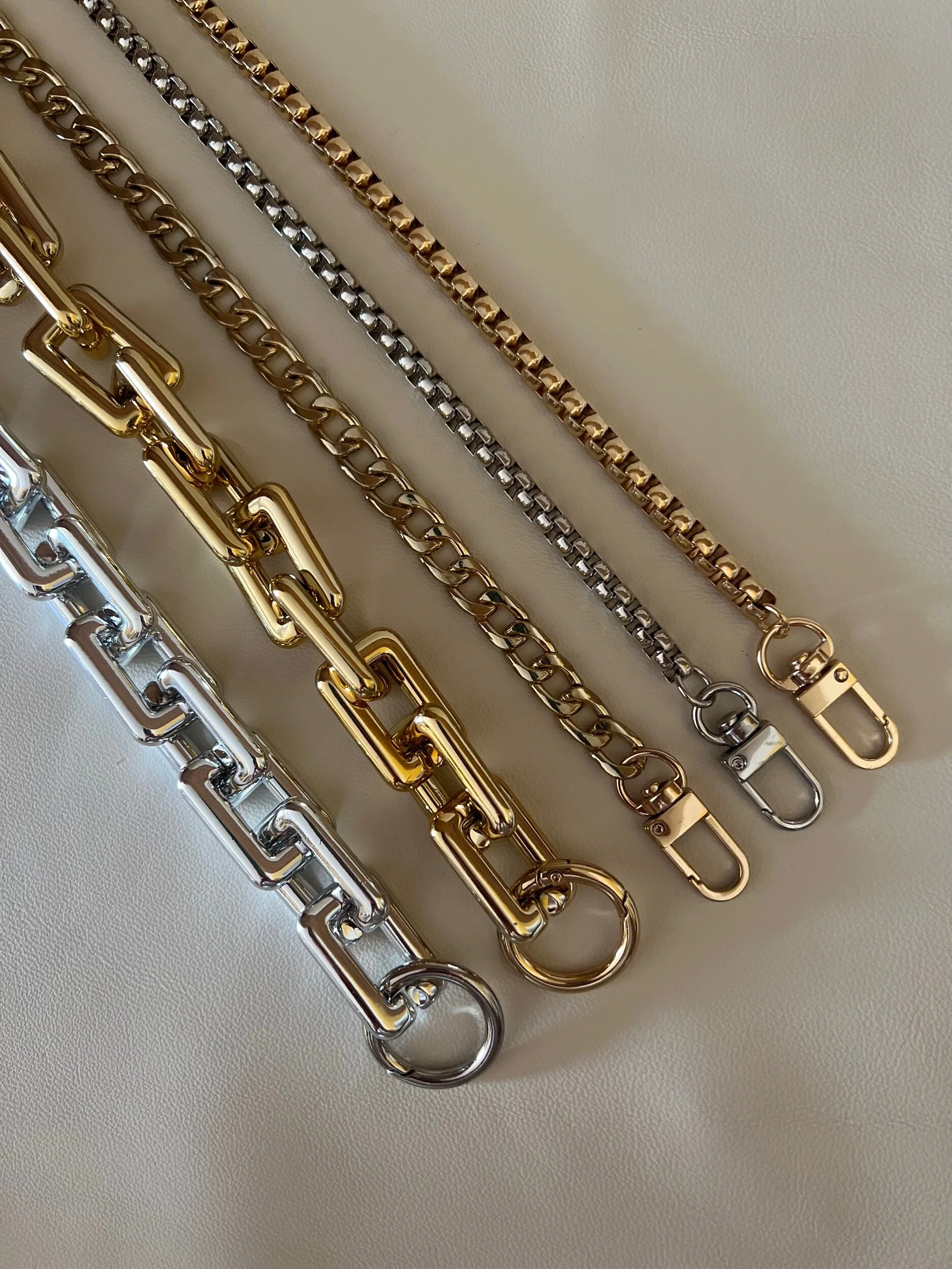 84184B7F-7426-49AB-90A1-EF9F0427B579