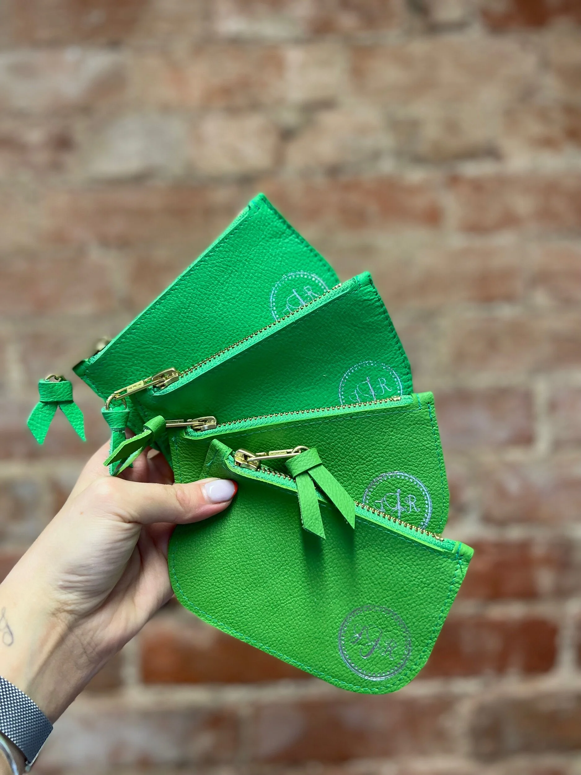 DBD1C4BB-FD5E-4B2E-BC19-4C300A256ED3