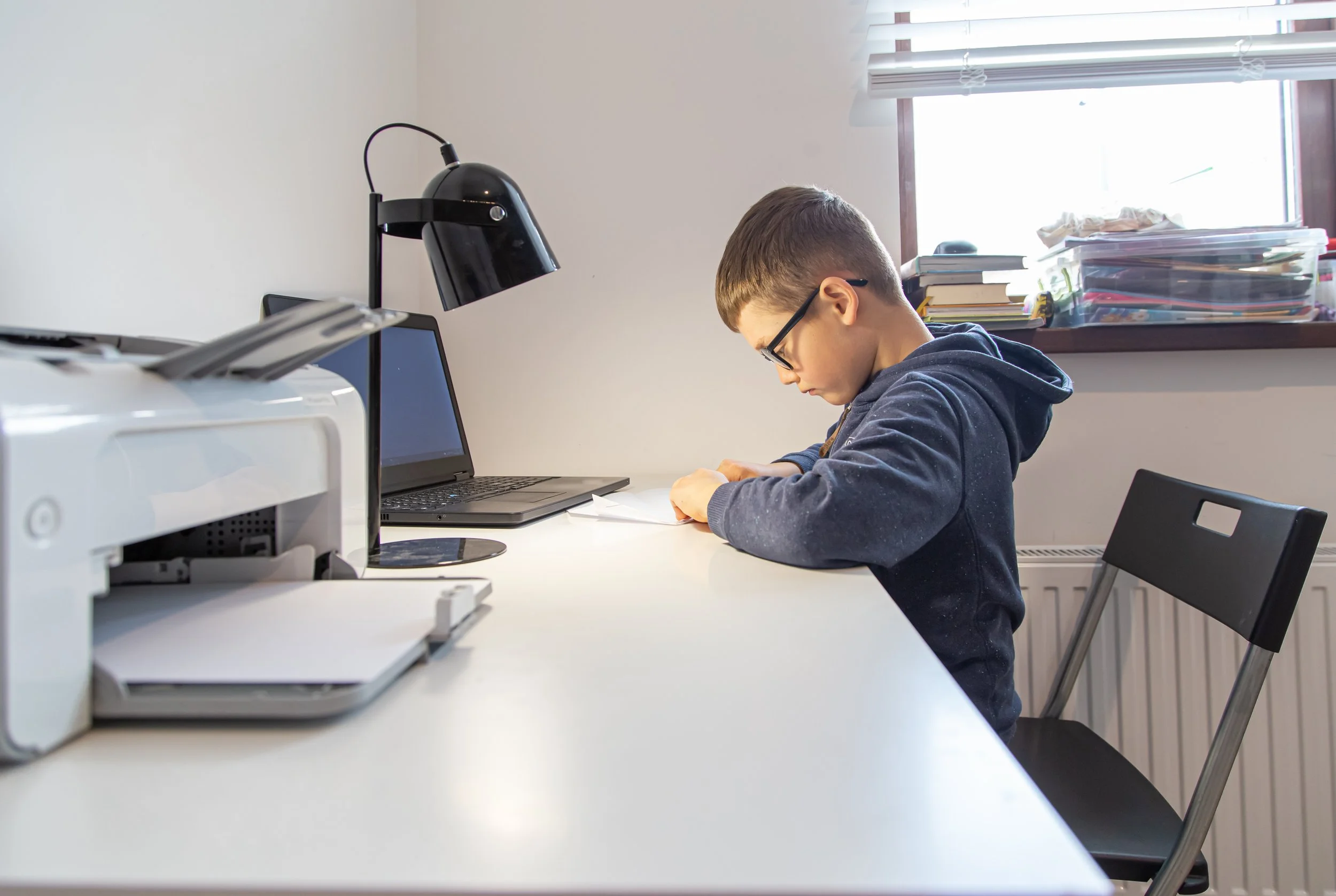 Think Before You Print/A medium to large school can use 1 million sheets of paper a year, about 120 pine trees. Printing double-sided, sharing work online and reusing scrap paper can save trees, cut waste and make a difference in Leeds classrooms.##