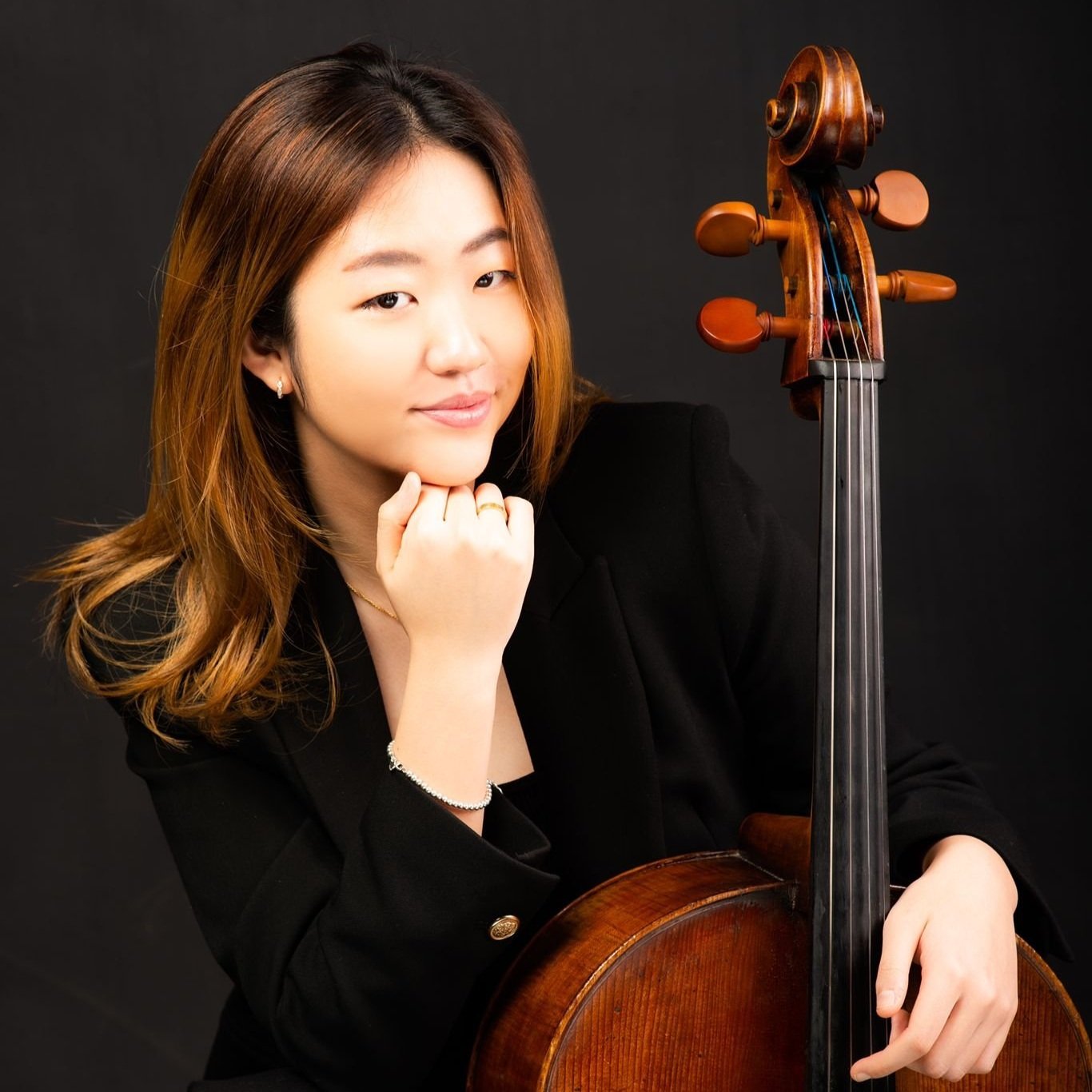 Christy Choi, cello