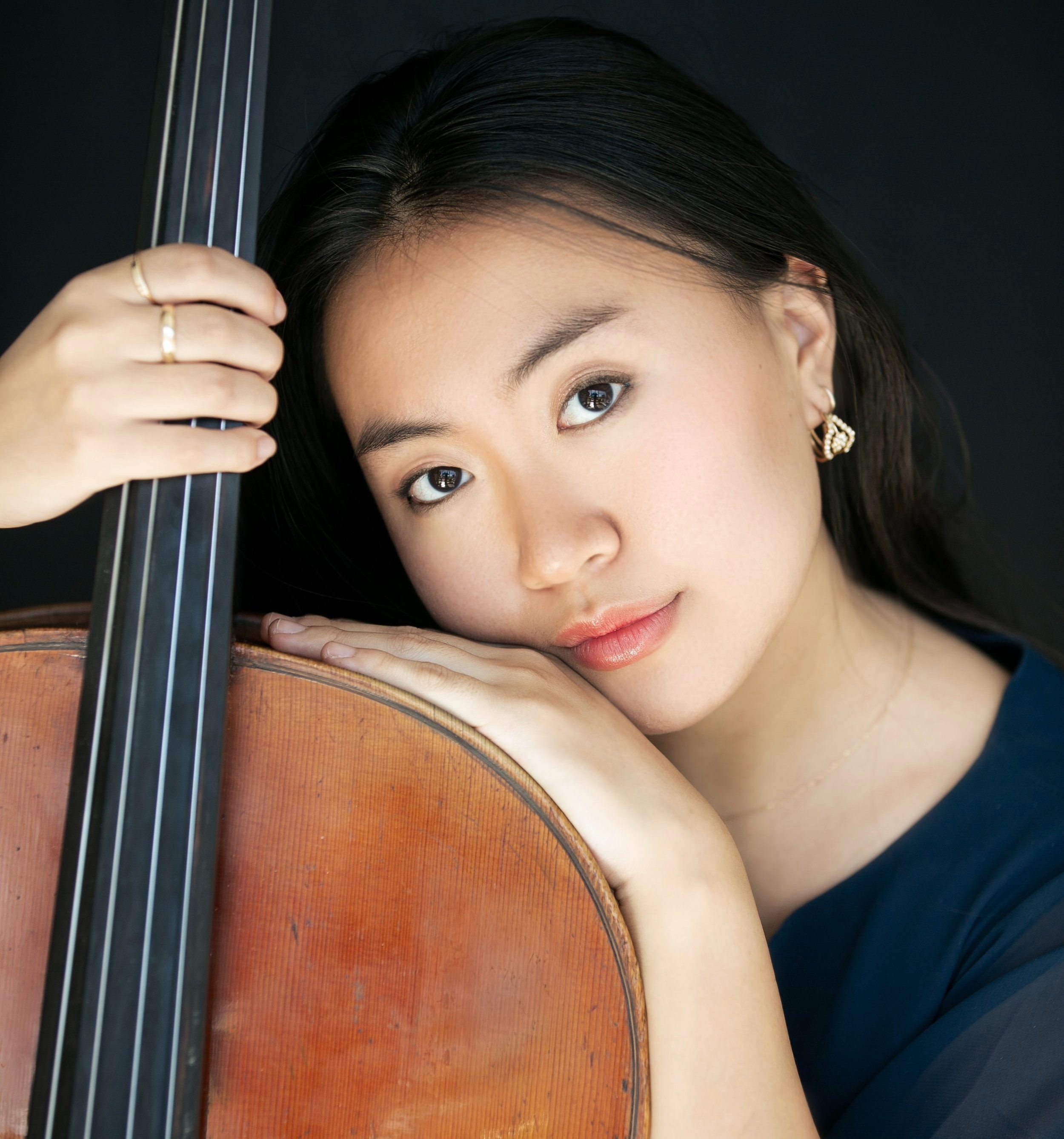 Julia Lee, cello