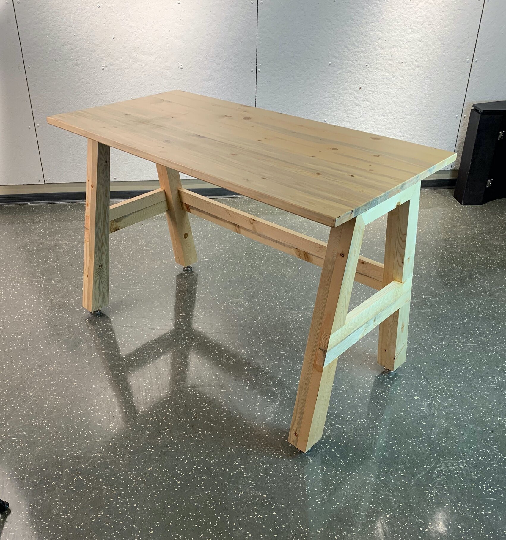 Ridge Desk