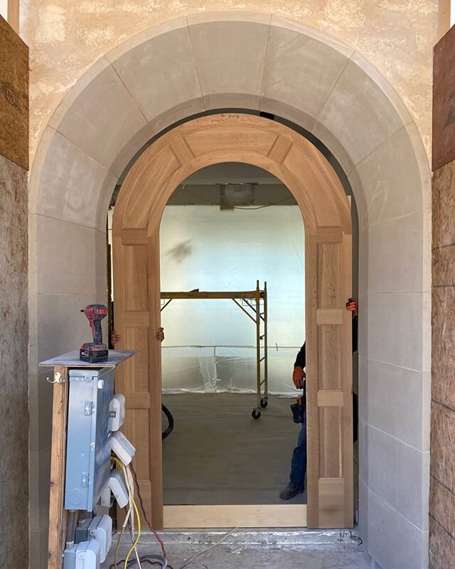 New surround for the Entry door at our Crestwood project going in today!
.
.
.
.
#newbeginnings #doorsofinstagram #woodworking #remodeling #interiordesign #amandabruemmer #designnarrative @shoberg_homes @mccollum_studio_architects