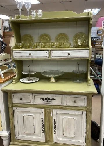 Refinished Hutch.JPG