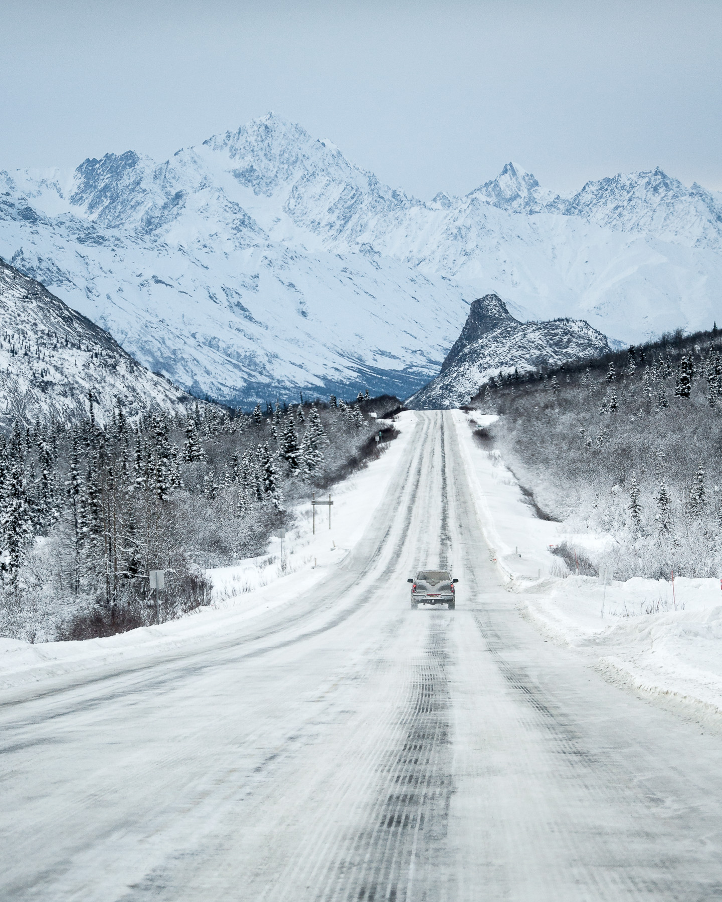 travel-winter-roadtrip-alaska.jpg