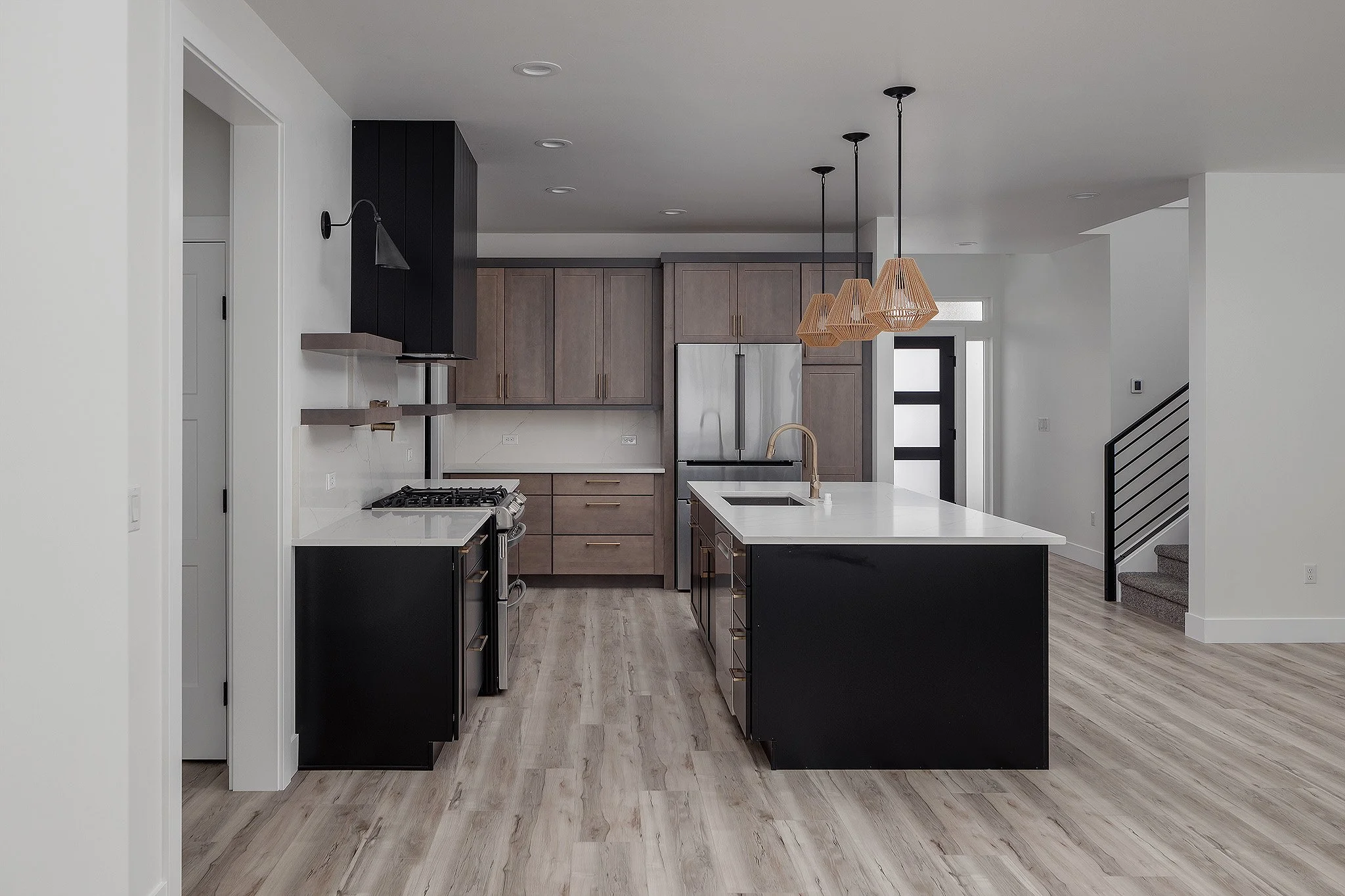 010_2022.02.18 . E Pleasant View.jpg