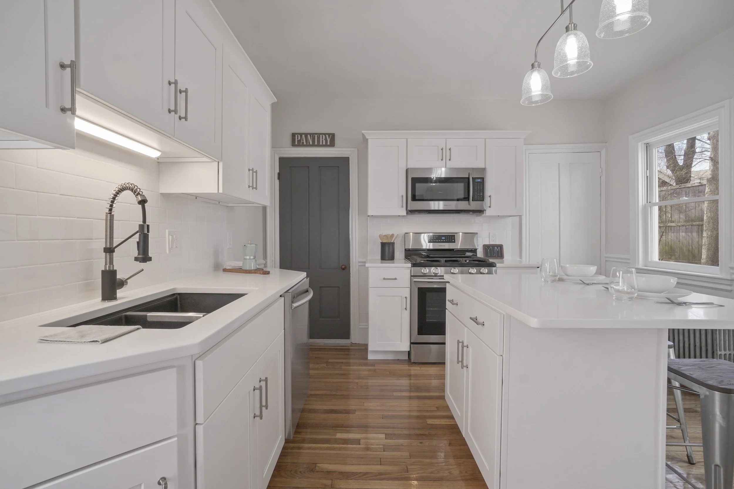 BaileySt_Kitchen2.JPG