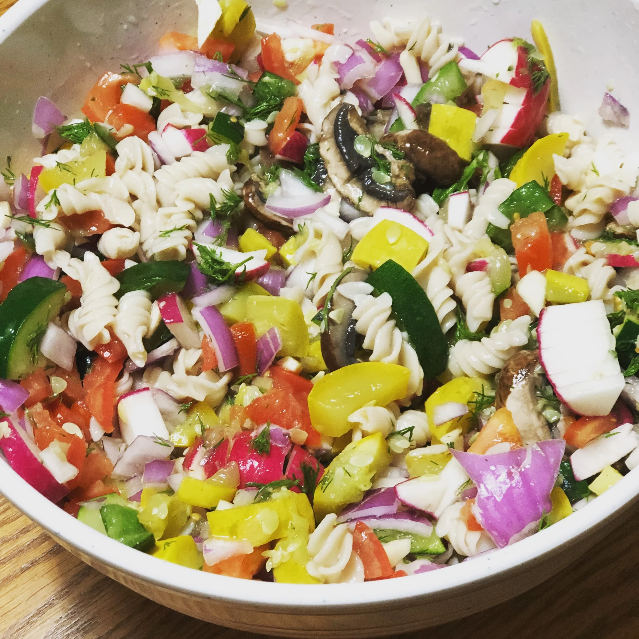 Rainbow Dill Pasta Salad 🌿🌈🥗