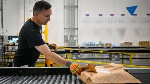 Amazon's Warehouse Safety Under Scrutiny: A Summary of the Sanders Report