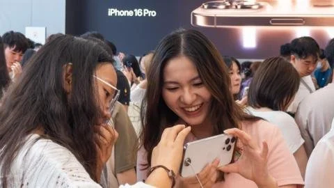 Apple's Unprecedented iPhone Discounts in China: A Response to Market Pressures
