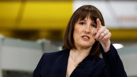 Navigating the Tightrope: Labour's Delicate Balance in Welfare Reform