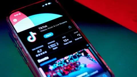 TikTok's Rollercoaster Journey: From Ban to Resurgence in US App Stores