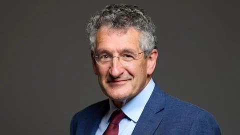 Labour MPs Step Down from Councillor Roles: A Shift in Focus
