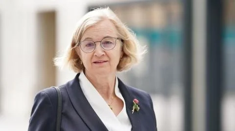 Education Secretary's Union Pleasing Policies Under Fire from Ex-Ofsted Head