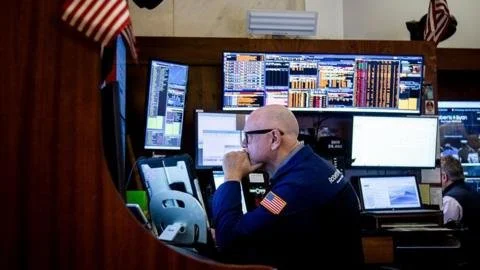 Market Madness: How Trump's Tariff Turmoil Has Investors in a Frenzy