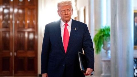 A Trade War Like No Other: How Trump's Tariff Strategy is Shaking the Global Economy
