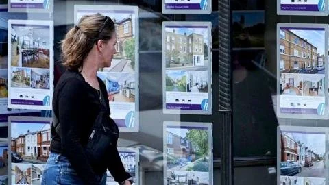 Unlocking Homeownership: Barclays Dives Below 4% Mortgage Rates Amid Economic Turbulence