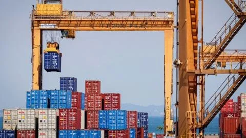 The Tariff Storm: How US Policies Are Shaping Global Trade Dynamics