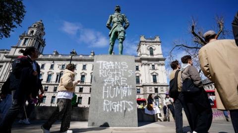 Statues Under Siege: A Call for Justice Amid Protest