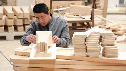 Tariff Truce: US and China Reach Groundbreaking 90-Day Deal to Slash Import Taxes