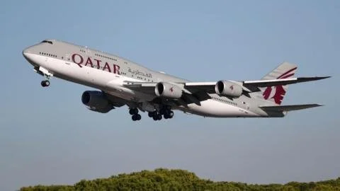**Luxury in the Skies: Qatar's Jumbo Jet Deal for Air Force One under Scrutiny**