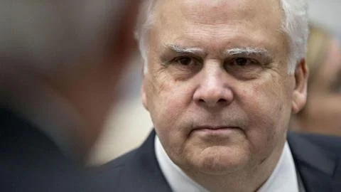 The Legacy of Fred Smith: How One Man Changed Global Shipping Forever