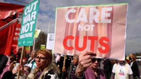 Starmer Under Siege: The Welfare Rebellion that Could Shake His Leadership