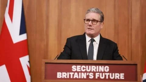 From Regret to Redemption: Starmer's Controversial 'Island of Strangers' Phrase Throws Political Career into Turmoil