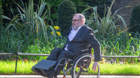 Data Breach Shockwaves: MoD's Chief Civil Servant Departs Amid Controversy