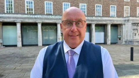 Silencing the Press: Nottinghamshire Council's Controversial Ban on Local Journalists