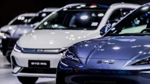 Chilling Impact: BYD’s Profit Plunge Amidst China’s EV Price War