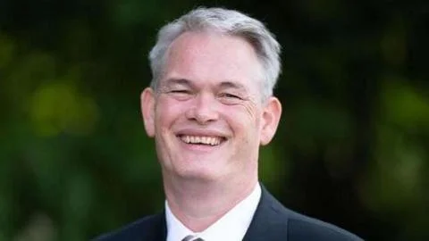 The Curious Case of Labour's Library Pledge: Hypocrisy or Genuine Concern?