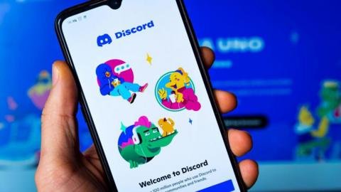 **Massive Data Leak: 70,000 Discord User ID Photos Exposed in Cyber-Attack**