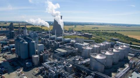 UK's Rare Earth Refinery Dreams Dashed: Why the Future Lies in the US