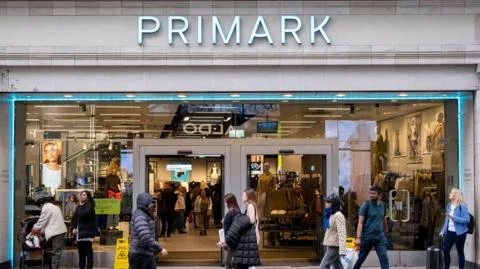 Is Primark Facing Its Biggest Challenge Yet? Examining the Retail Giant's Sales Decline and Potential Break-Up