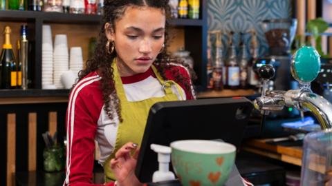 Youth Minimum Wage Boost on Hold: What It Means for Young Workers