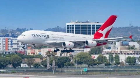 Qantas' $74m Vow: Refunds for Covid-19 Travel Vouchers Under Pressure!