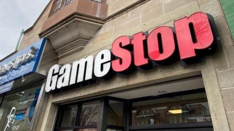 GameStop's Stunning Bid: A $55.5 Billion Takeover of eBay!